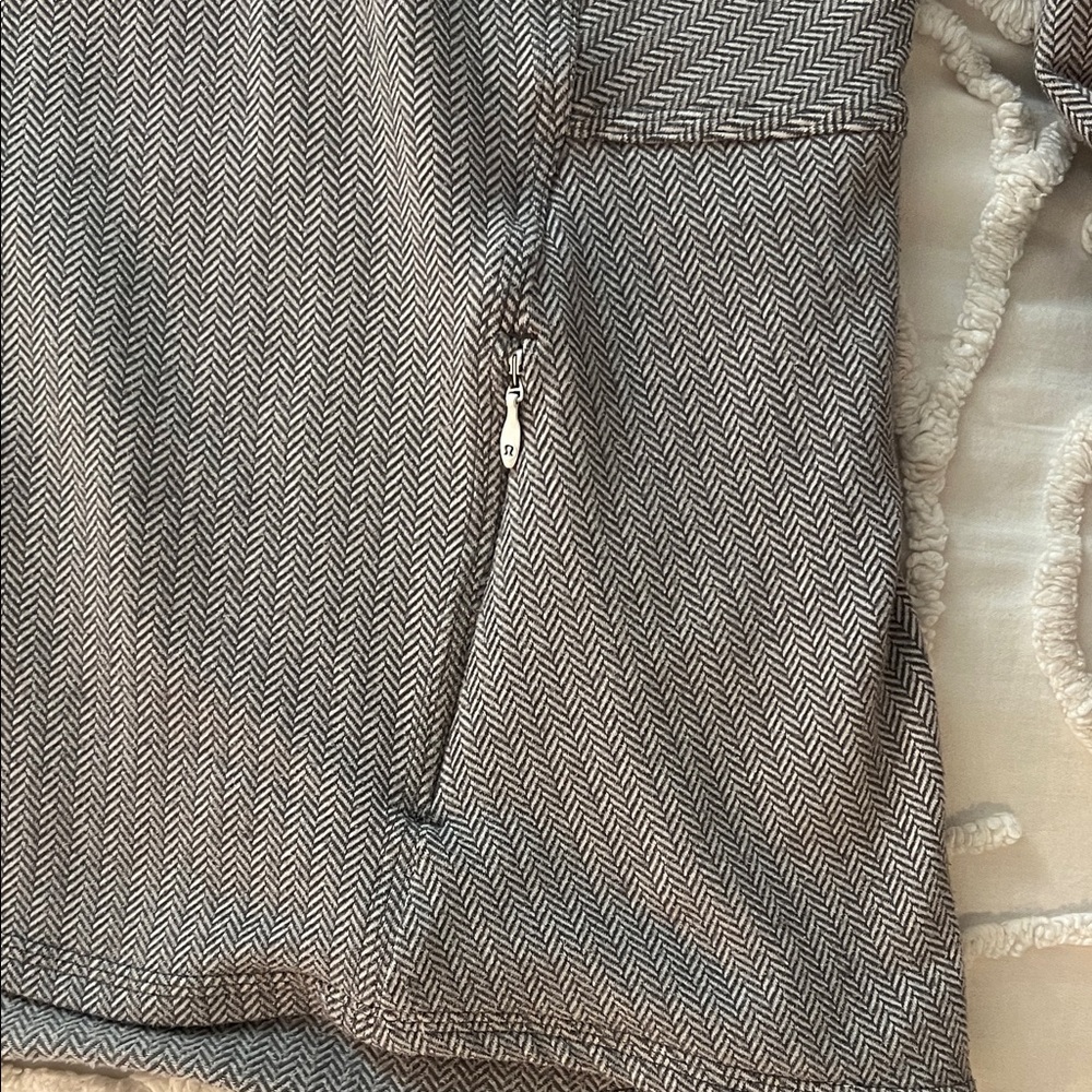 Lululemon Gray Quarter-Zip Pullover Sweater/Jacket - Picture 4 of 5